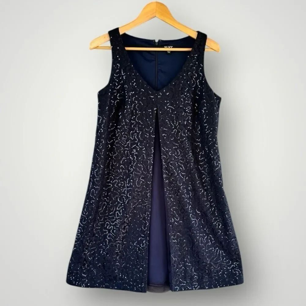 🎉5 for $45 🎉SLNY Dress women size 10 navy lace